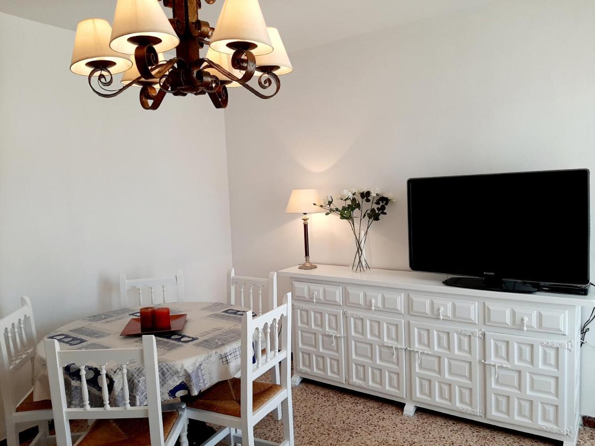 Apartamentos Franch Hospitalet De L'Infant Luaran gambar