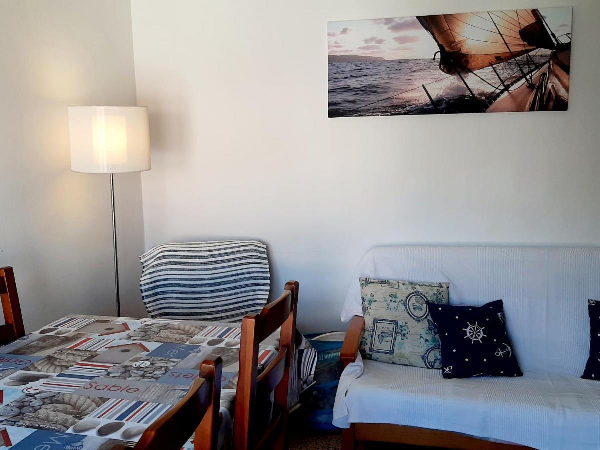 Apartamentos Franch Hospitalet De L'Infant Luaran gambar