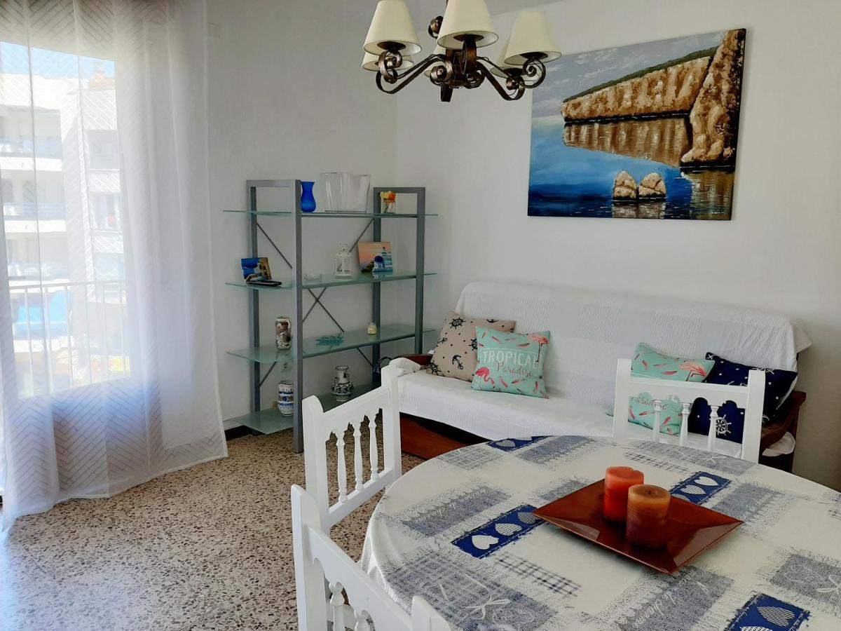 Apartamentos Franch Hospitalet De L'Infant Luaran gambar
